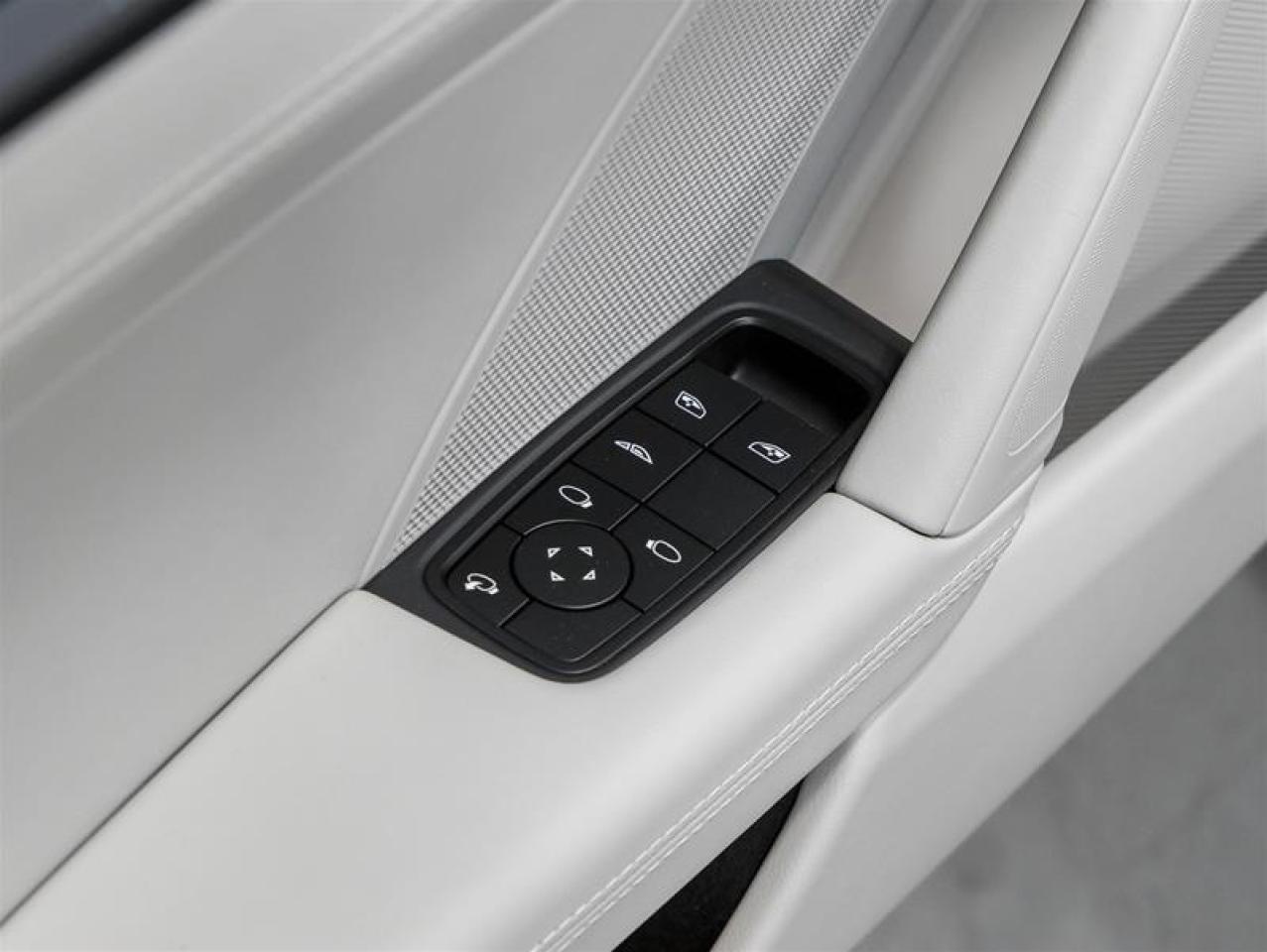 2025 Porsche 911  Photo