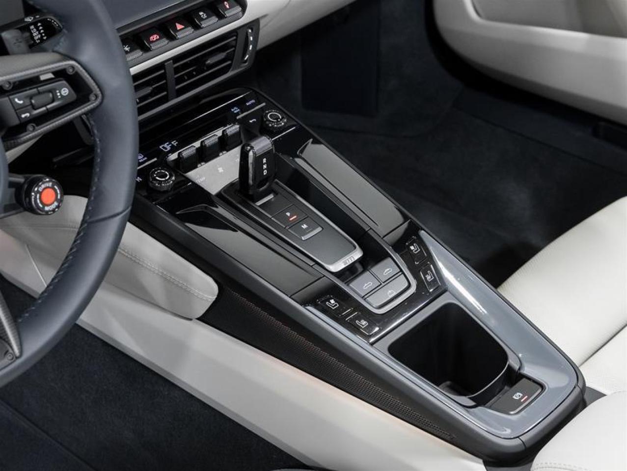 2025 Porsche 911  Photo