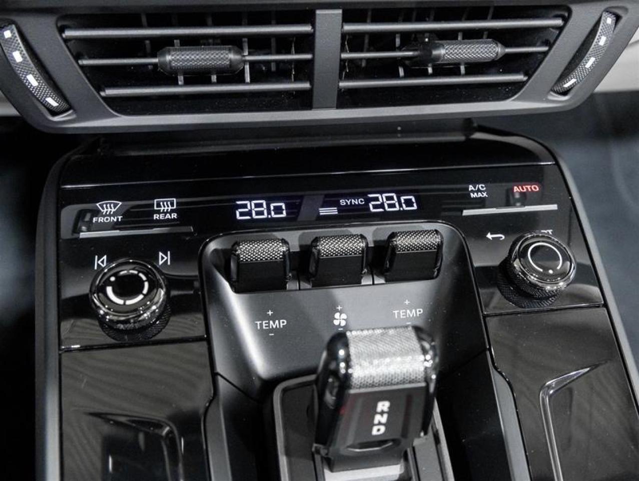 2025 Porsche 911  Photo