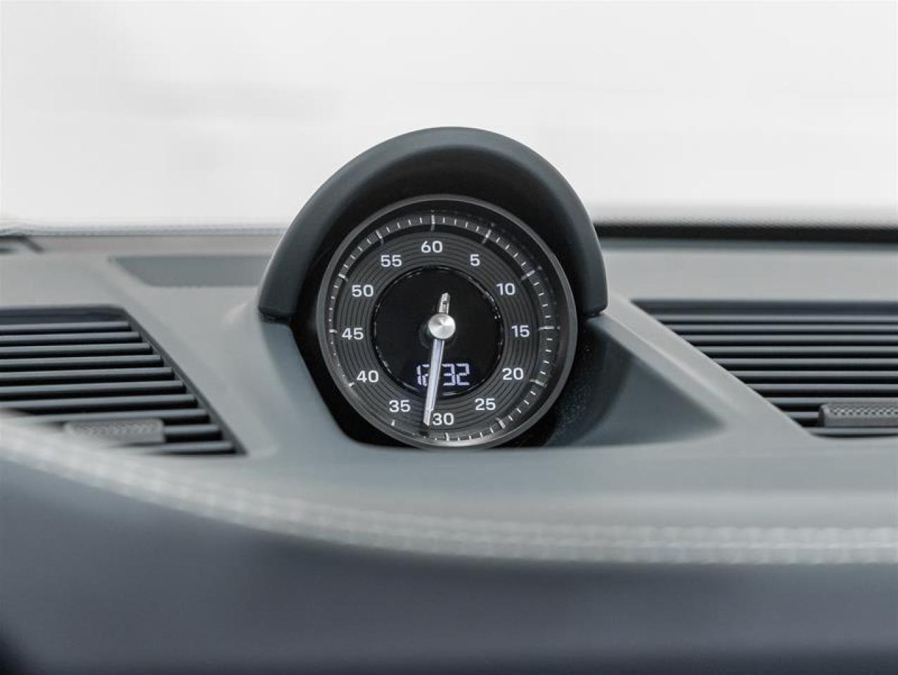 2025 Porsche 911  Photo