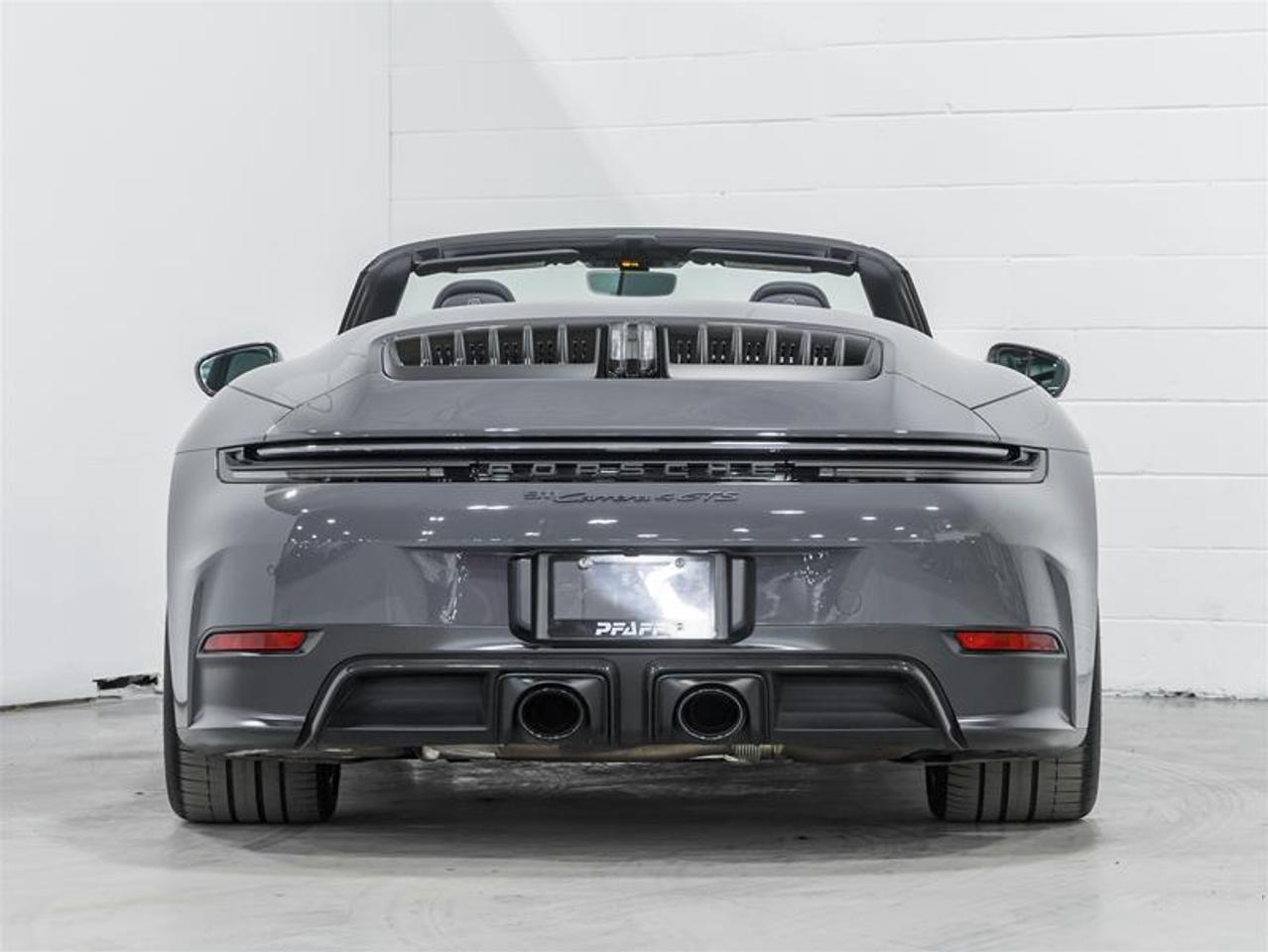 2025 Porsche 911  Photo