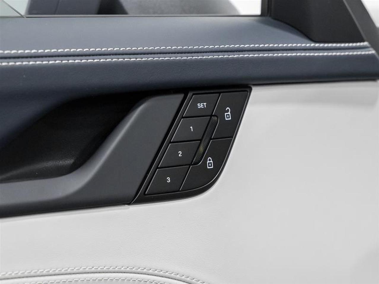 2025 Porsche 911  Photo