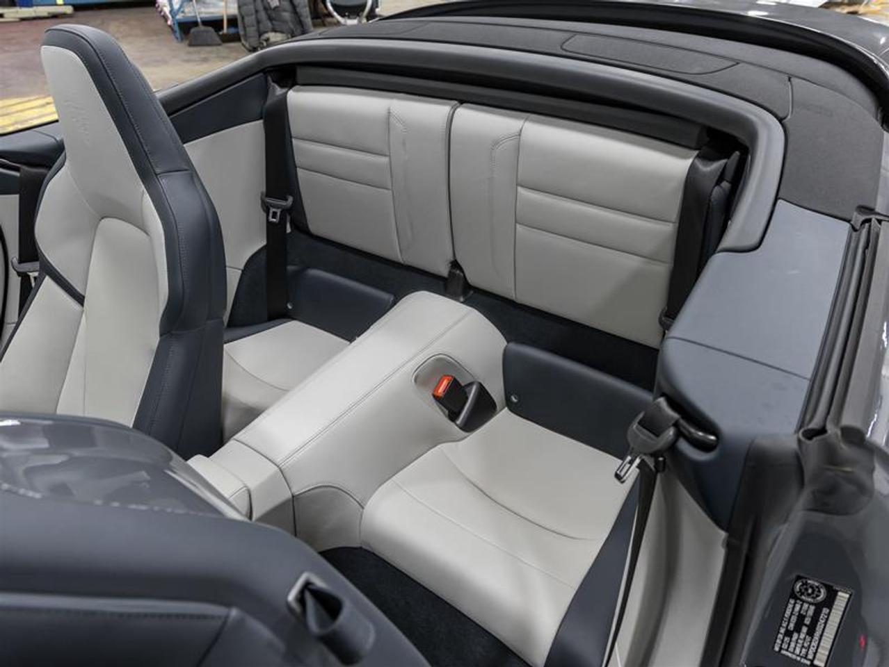 2025 Porsche 911  Photo