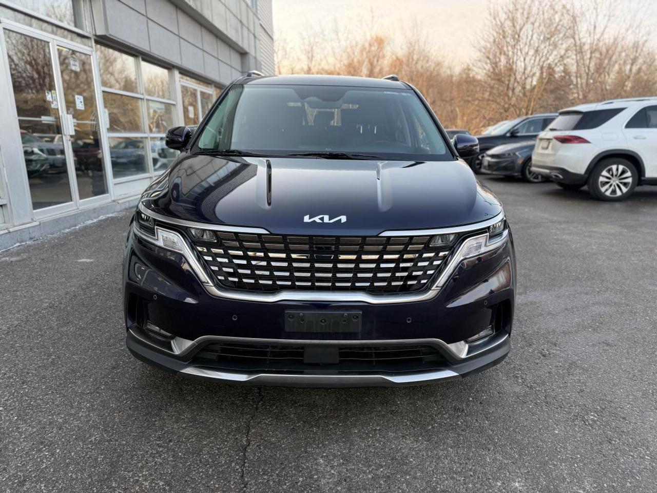 2023 Kia Carnival EX FWD Photo