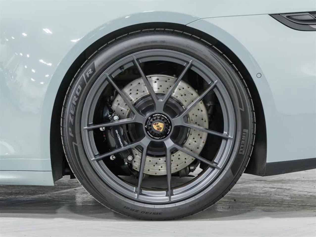 2025 Porsche 911  Photo