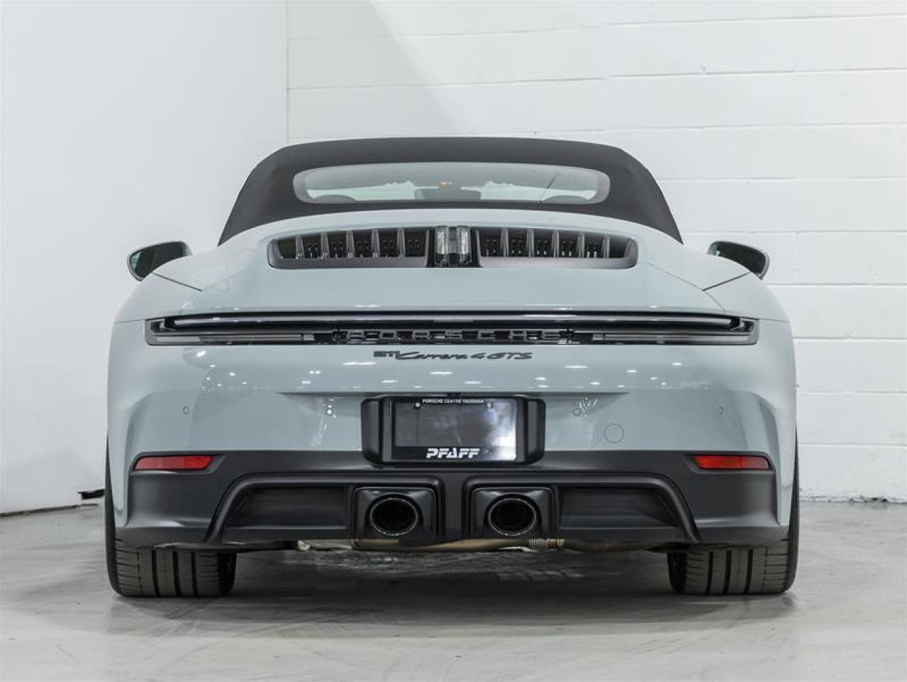 2025 Porsche 911  Photo