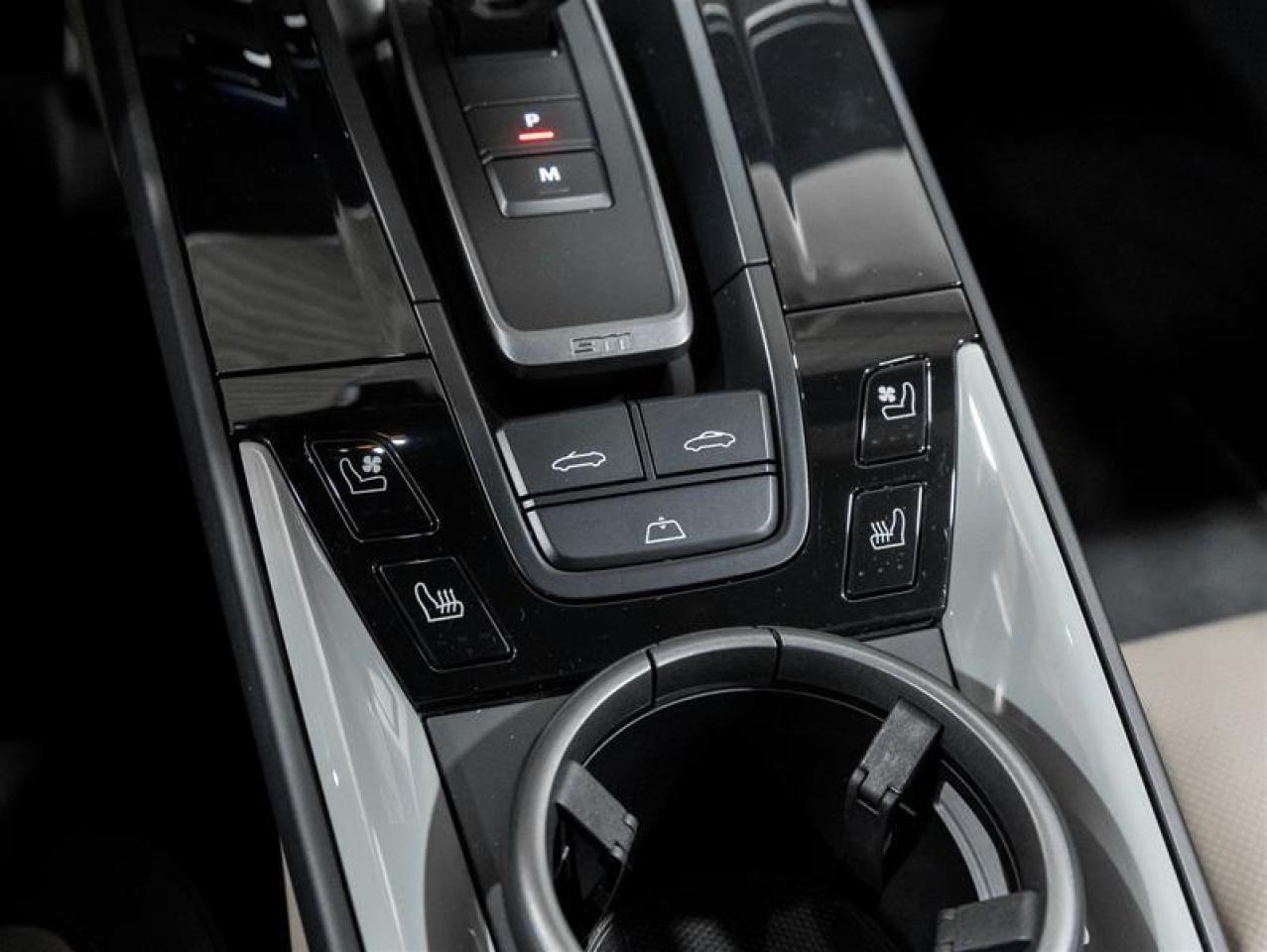 2025 Porsche 911  Photo