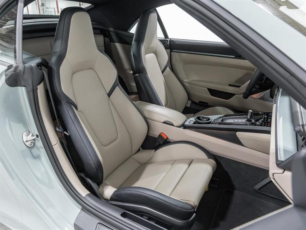 2025 Porsche 911  Photo