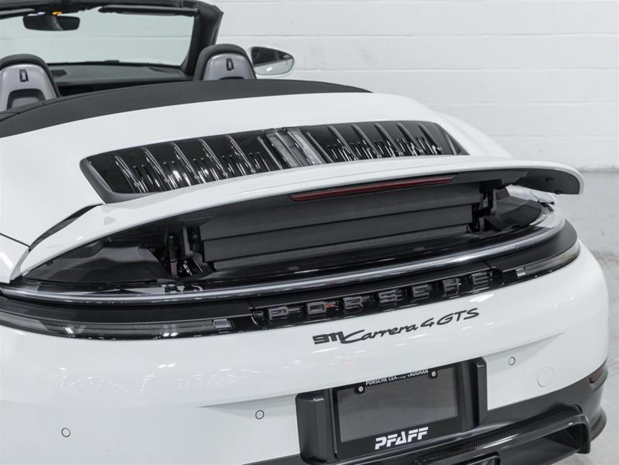 2025 Porsche 911  Photo