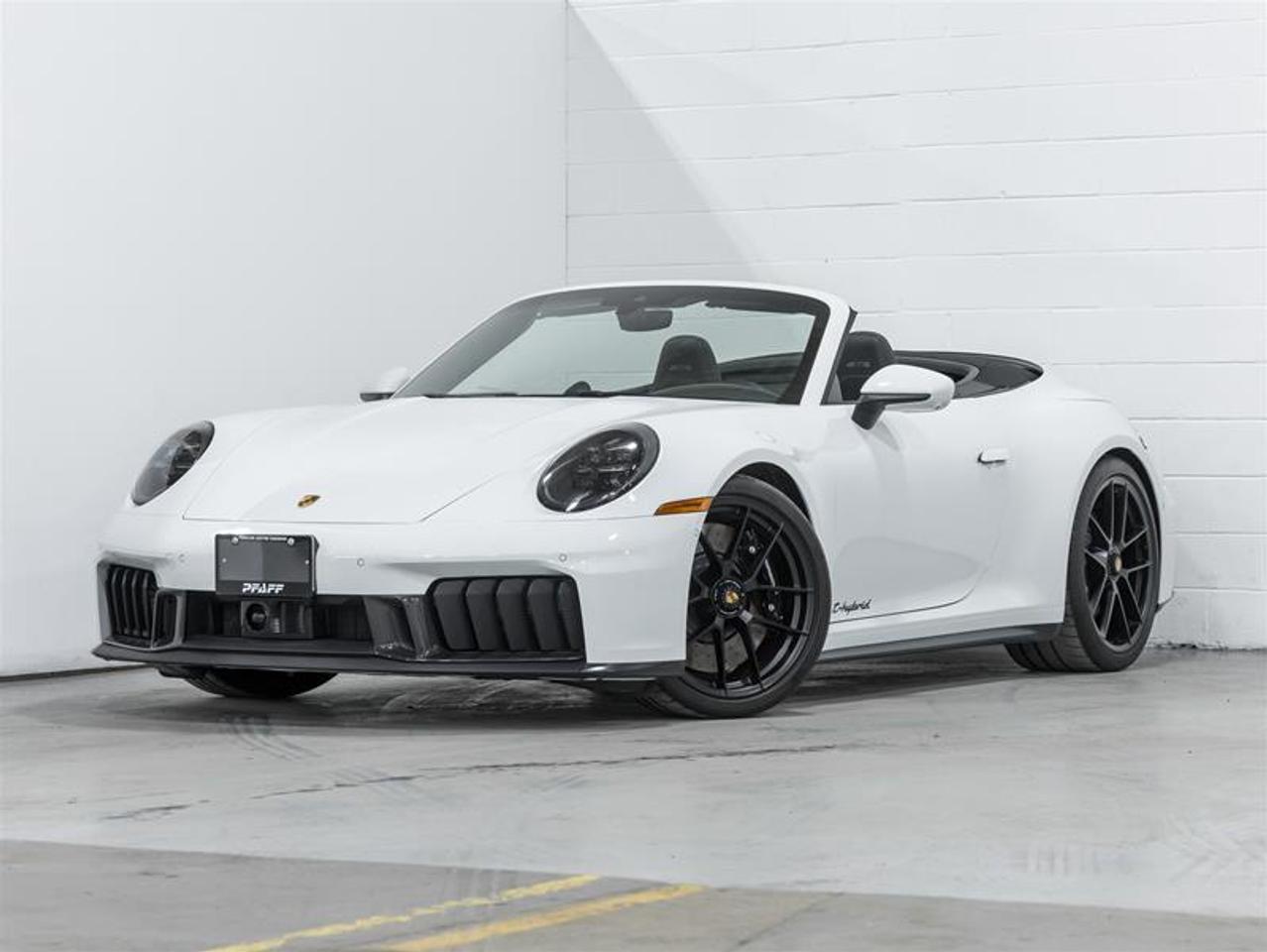2025 Porsche 911  Photo