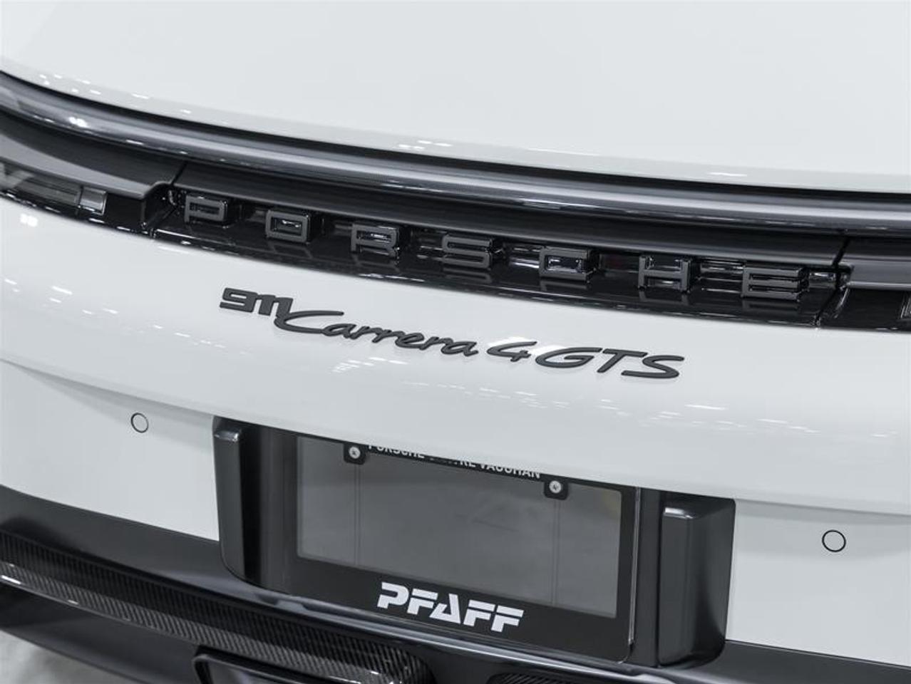 2025 Porsche 911  Photo