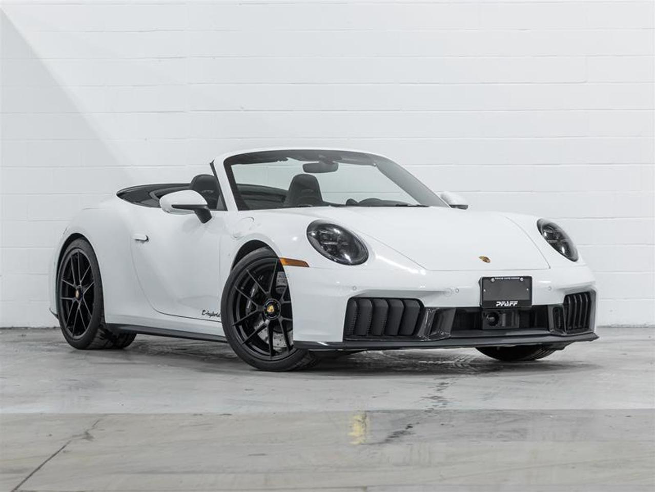 2025 Porsche 911  Photo