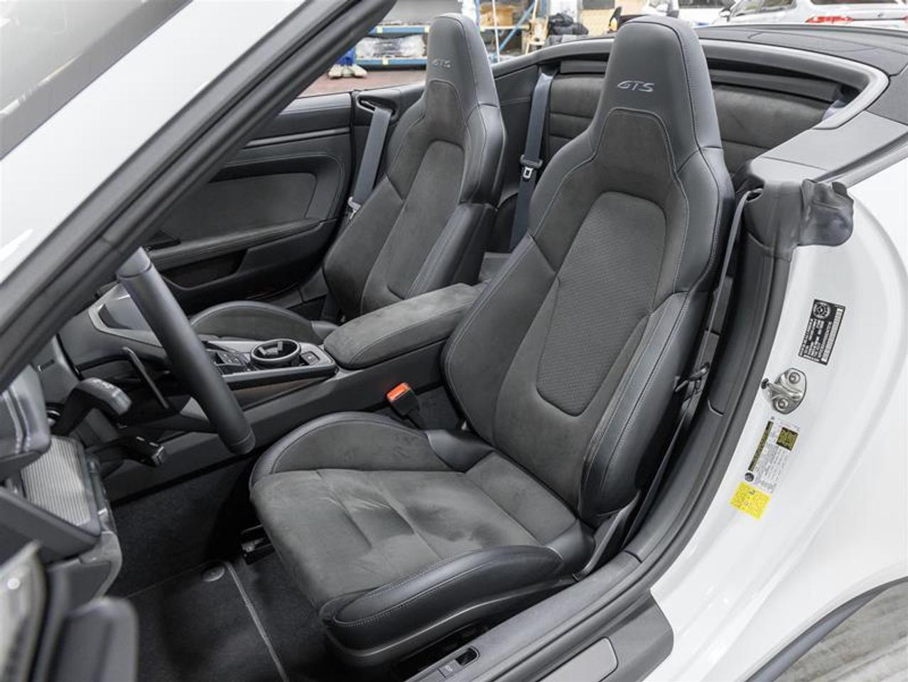 2025 Porsche 911  Photo