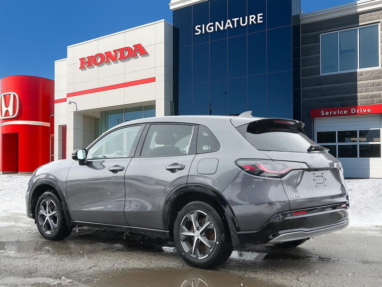 2024 Honda HR-V EX-L NAVI Photo4