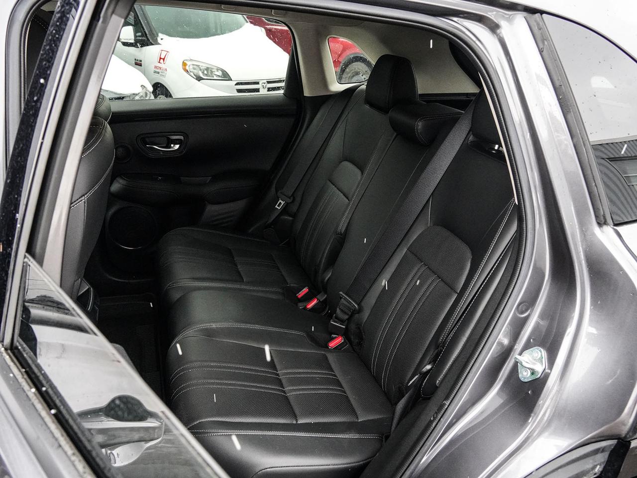 2024 Honda HR-V EX-L NAVI Photo