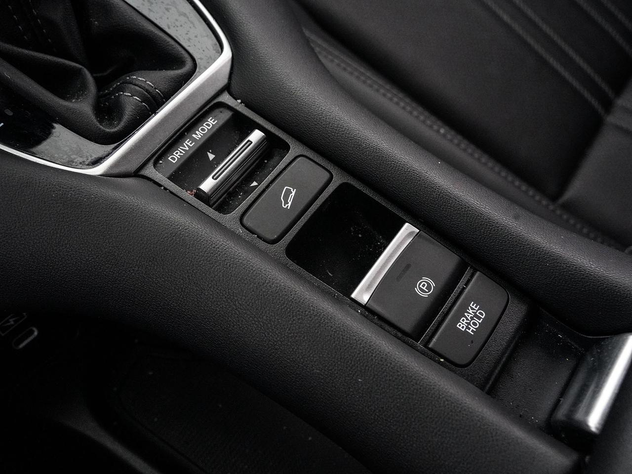 2024 Honda HR-V EX-L NAVI Photo