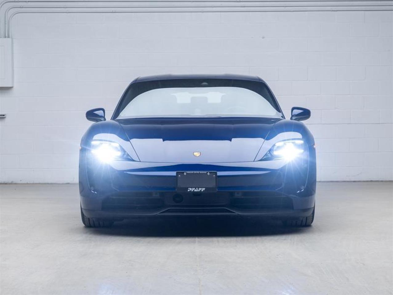 2022 Porsche Taycan  Photo