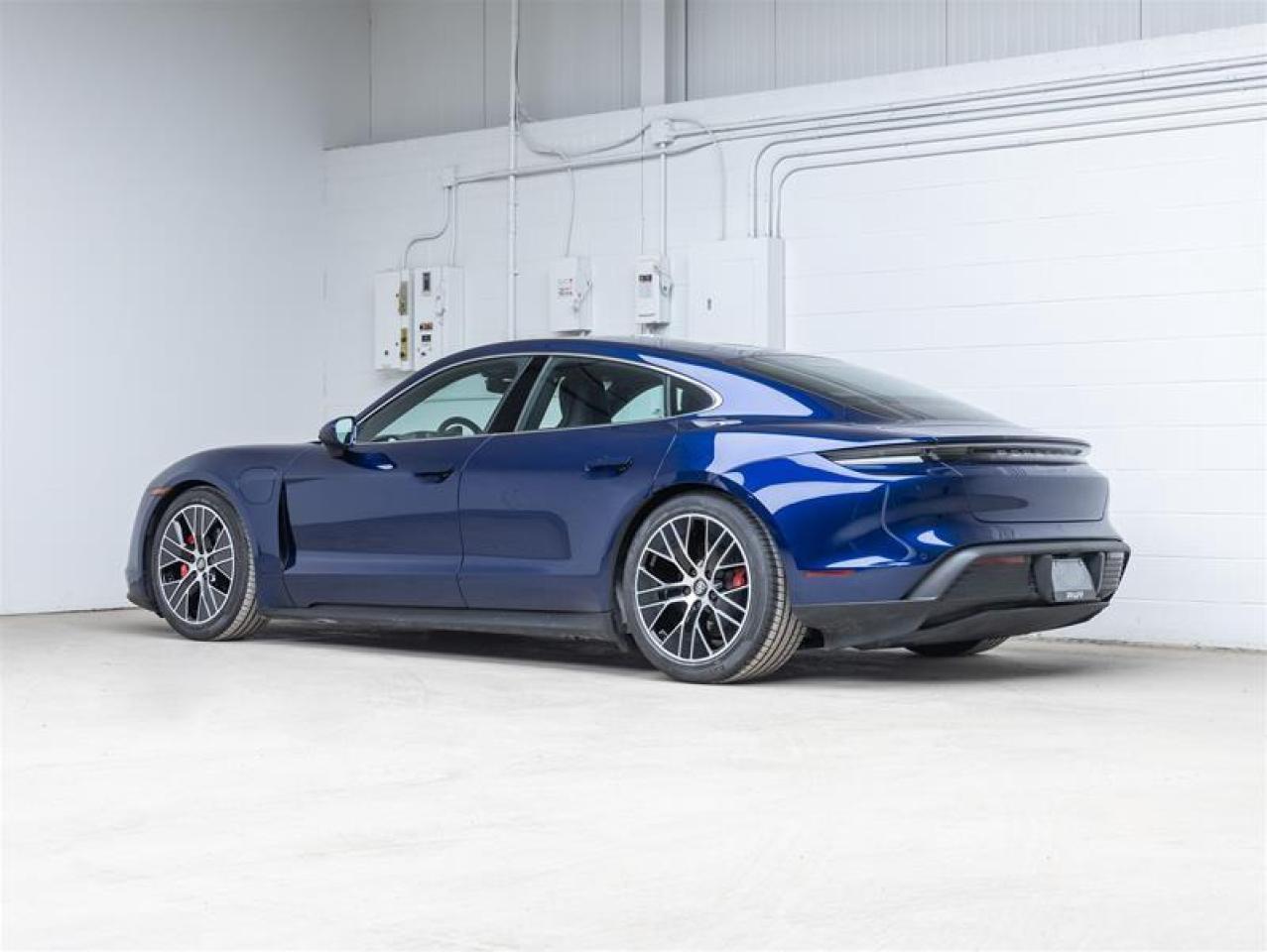 2022 Porsche Taycan  Photo