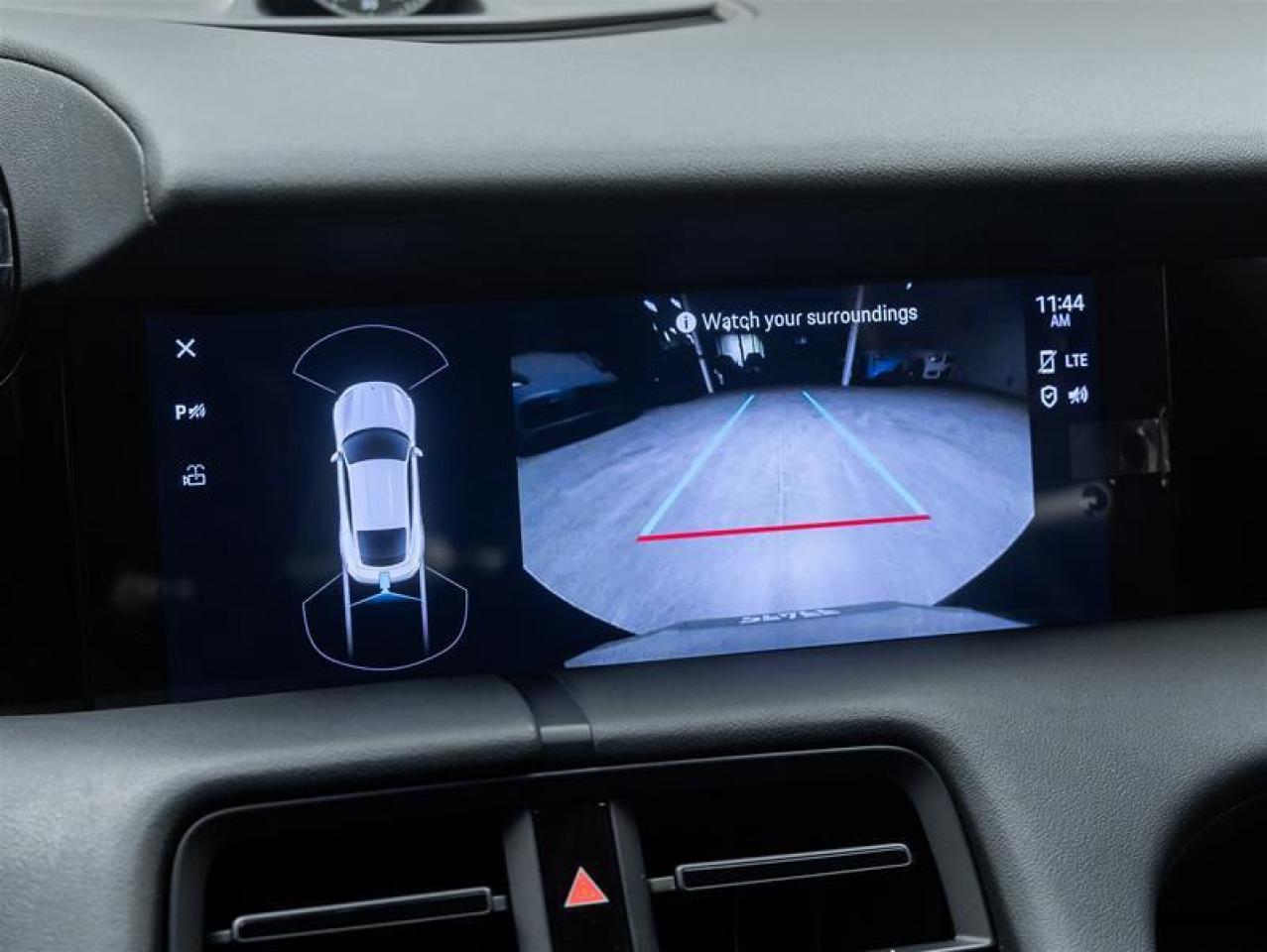 2022 Porsche Taycan  Photo