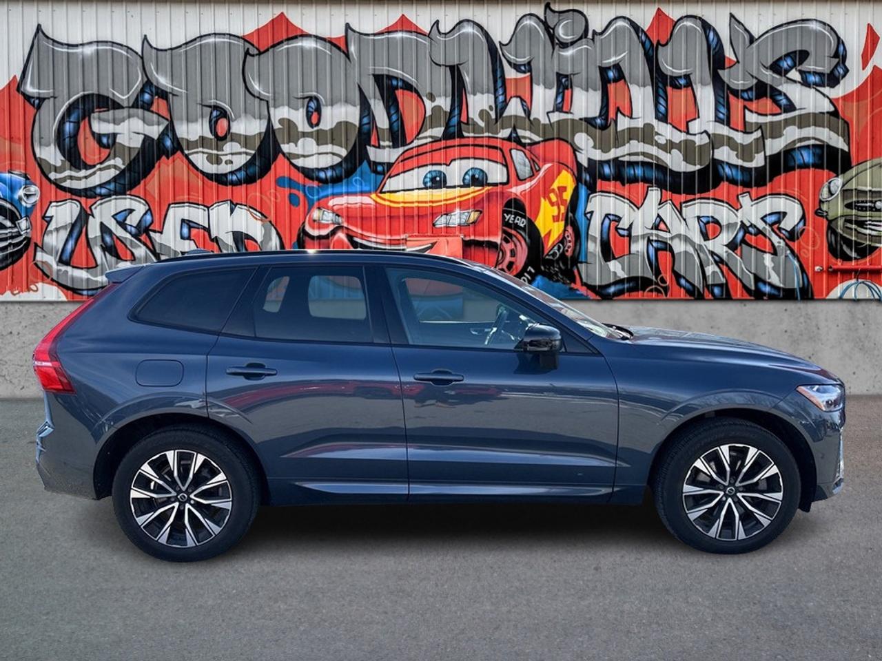 2023 Volvo XC60 PLUS DARK THEME, MILD HYBRID, SUNROOF! Photo0