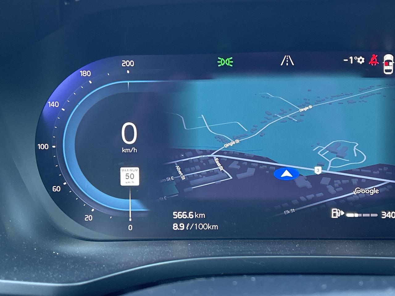 2023 Volvo XC60 PLUS DARK THEME, MILD HYBRID, SUNROOF! Photo