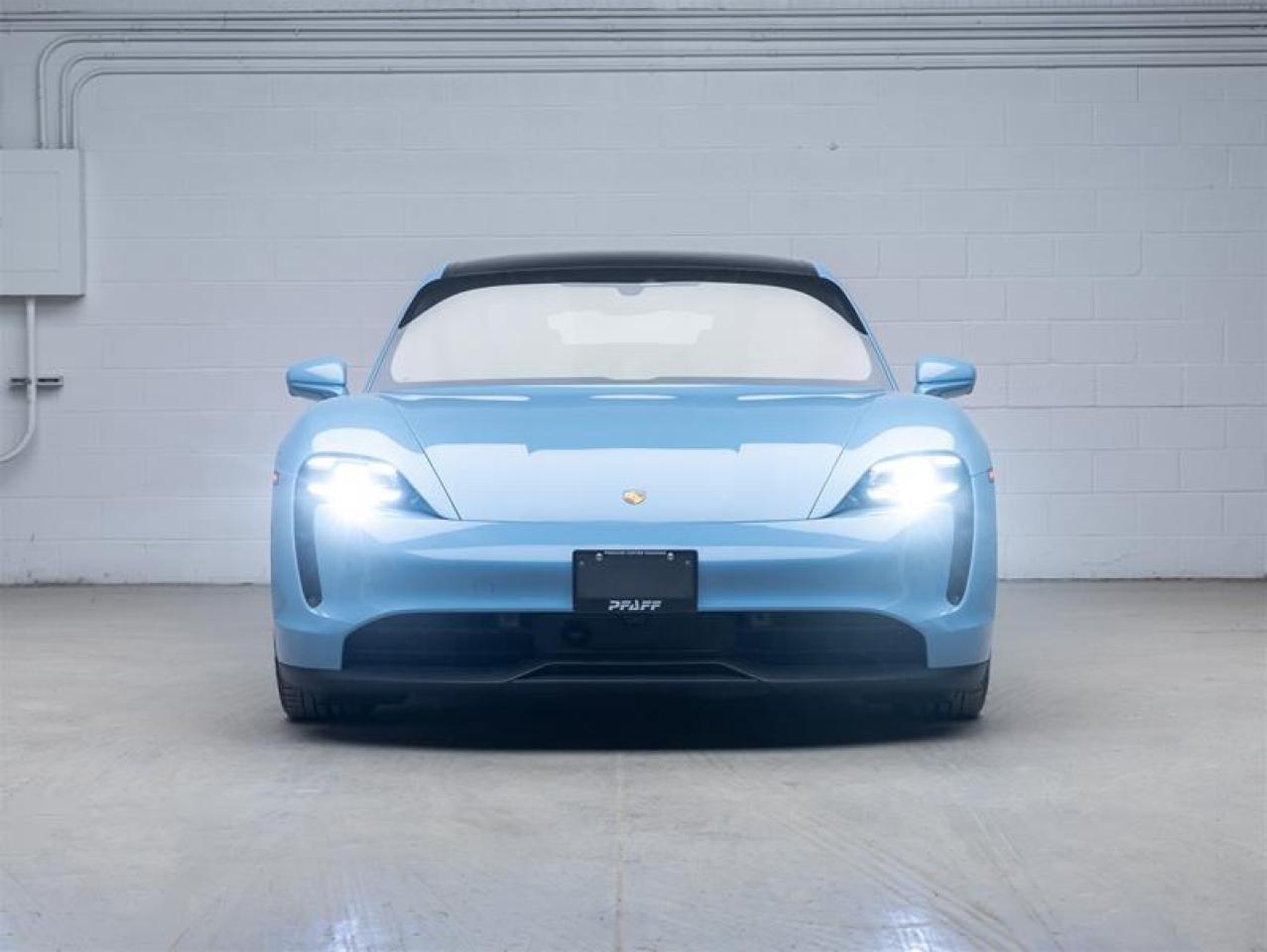2022 Porsche Taycan  Photo
