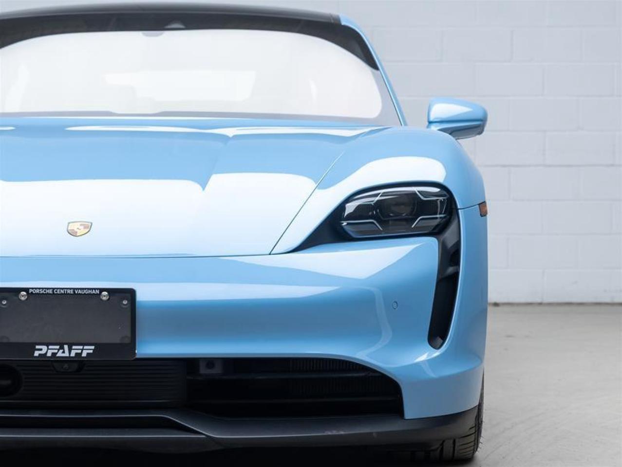 2022 Porsche Taycan  Photo