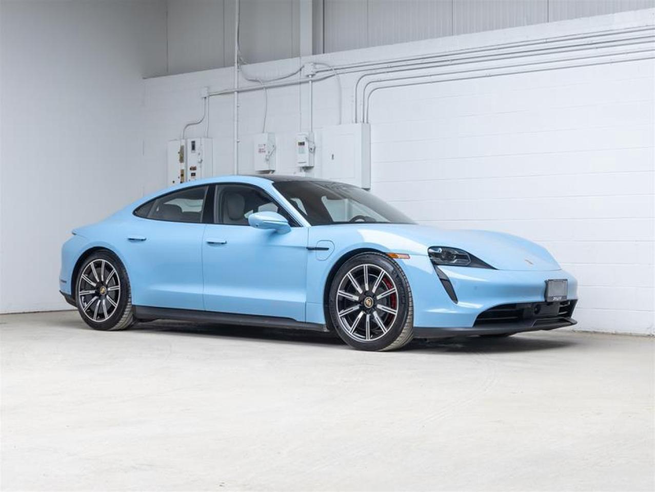 2022 Porsche Taycan  Photo