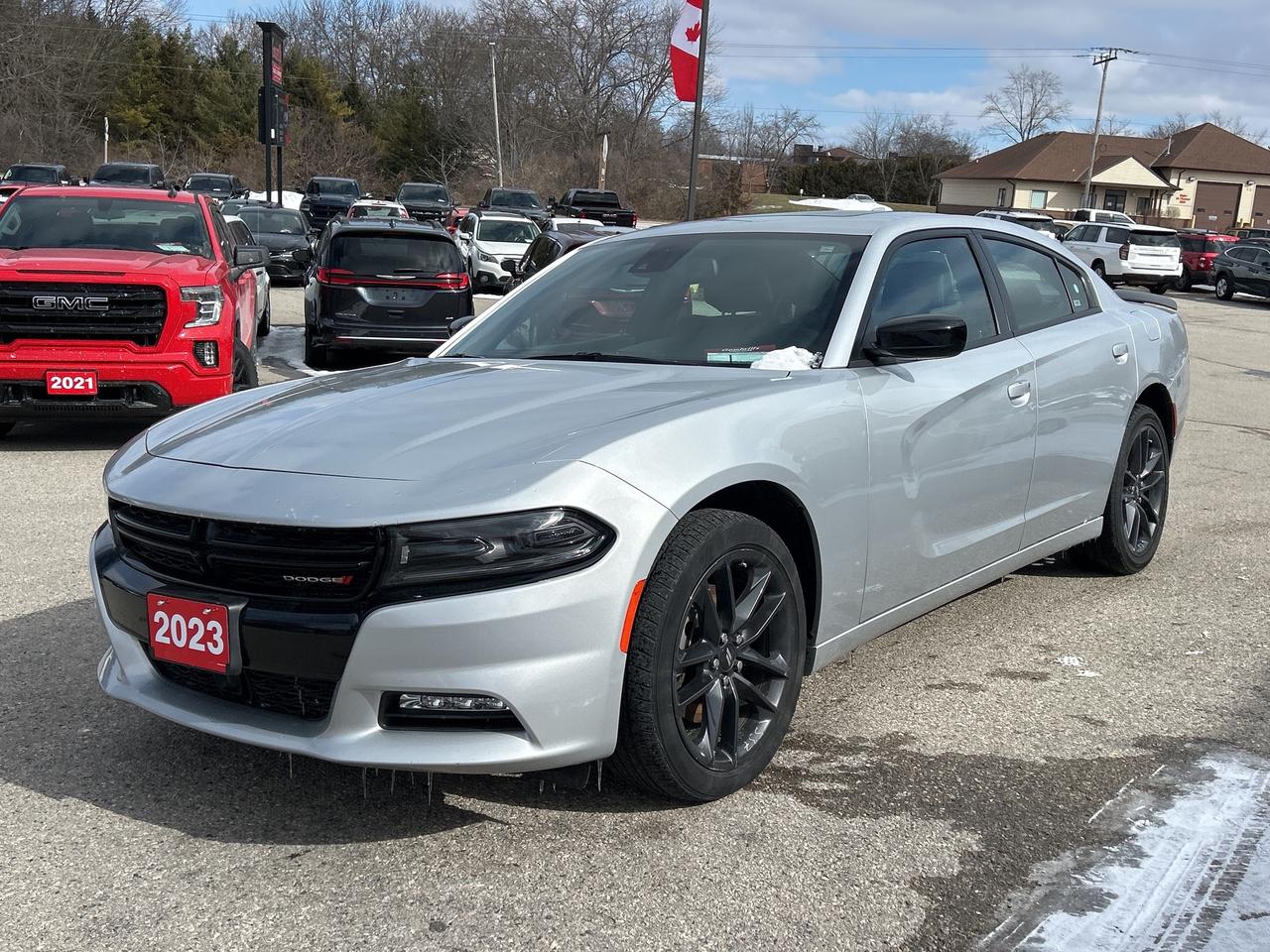 2023 Dodge Charger SXT AWD, LEATHER, SUNROOF, REMOTE START! Photo3