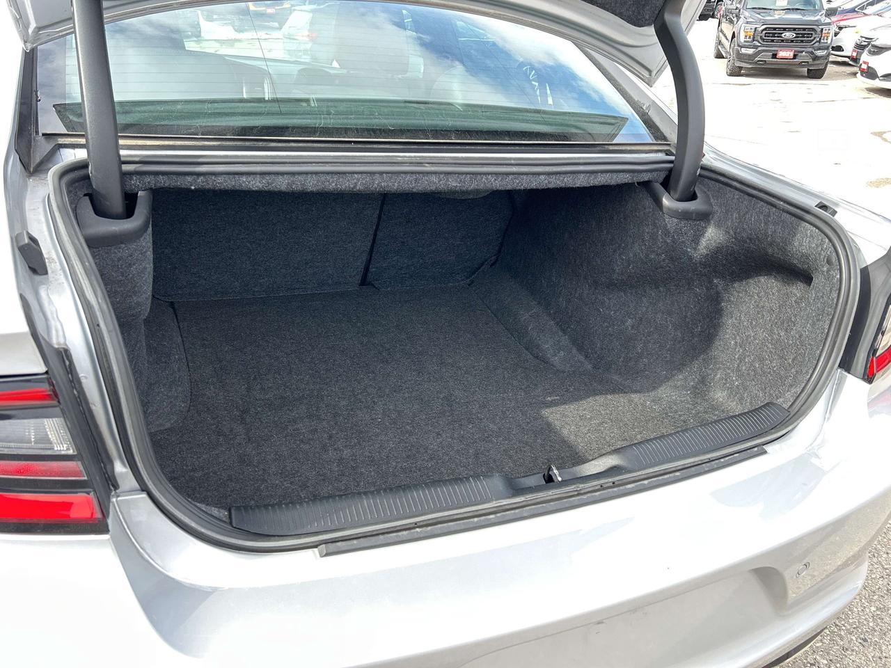 2023 Dodge Charger SXT AWD, LEATHER, SUNROOF, REMOTE START! Photo