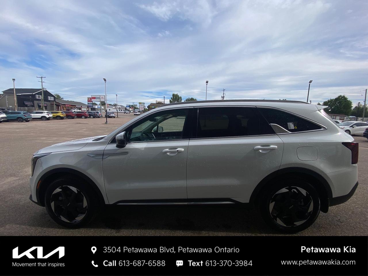 2025 Kia Sorento Plug-In Hybrid EX Sport Utility Photo