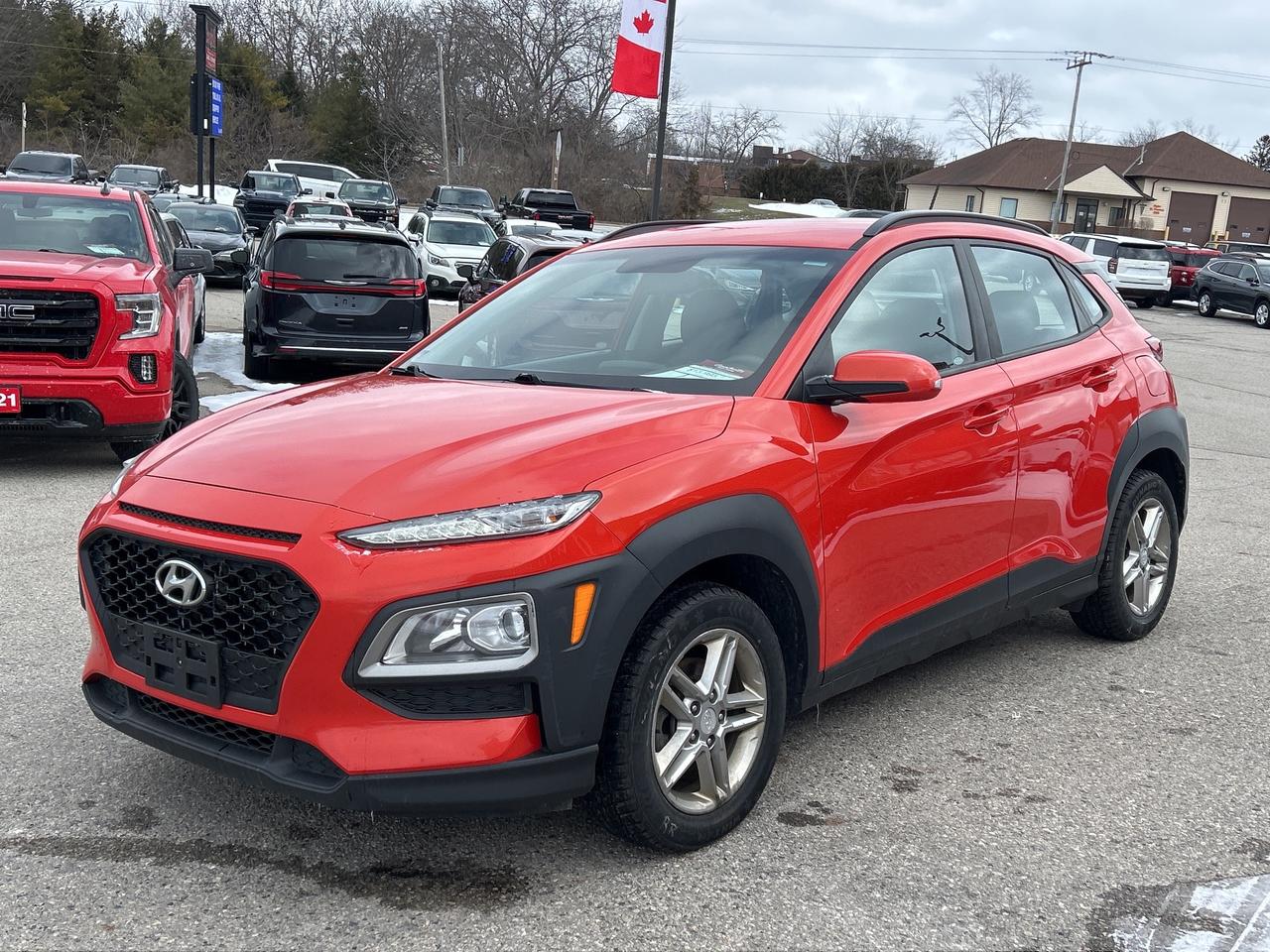 2019 Hyundai KONA ESSENTIAL, CLEAN CARFAX, APPLE/ ANDROID CARPLAY! Photo