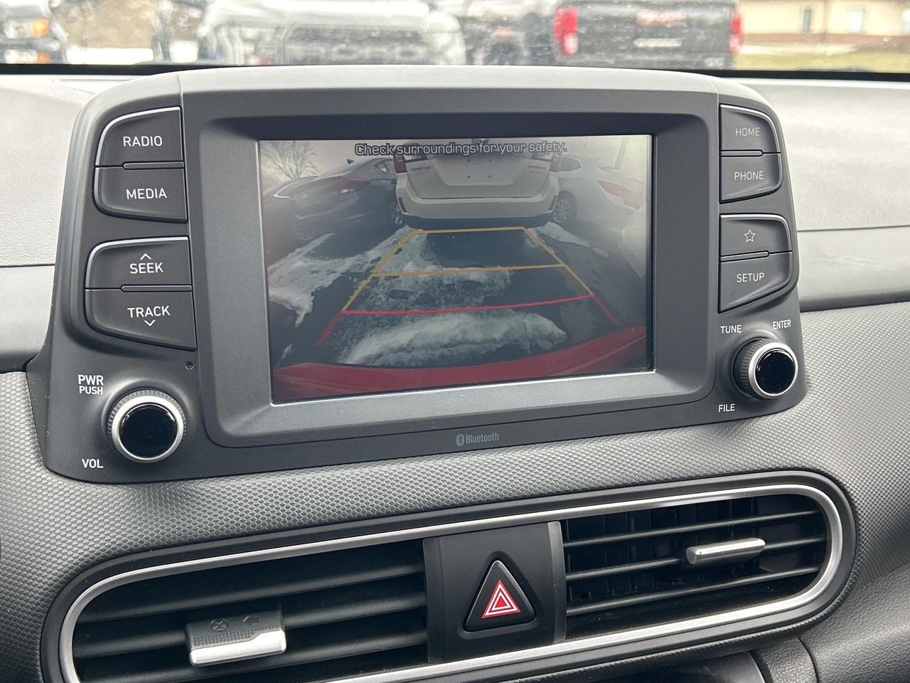 2019 Hyundai KONA ESSENTIAL, CLEAN CARFAX, APPLE/ ANDROID CARPLAY! Photo