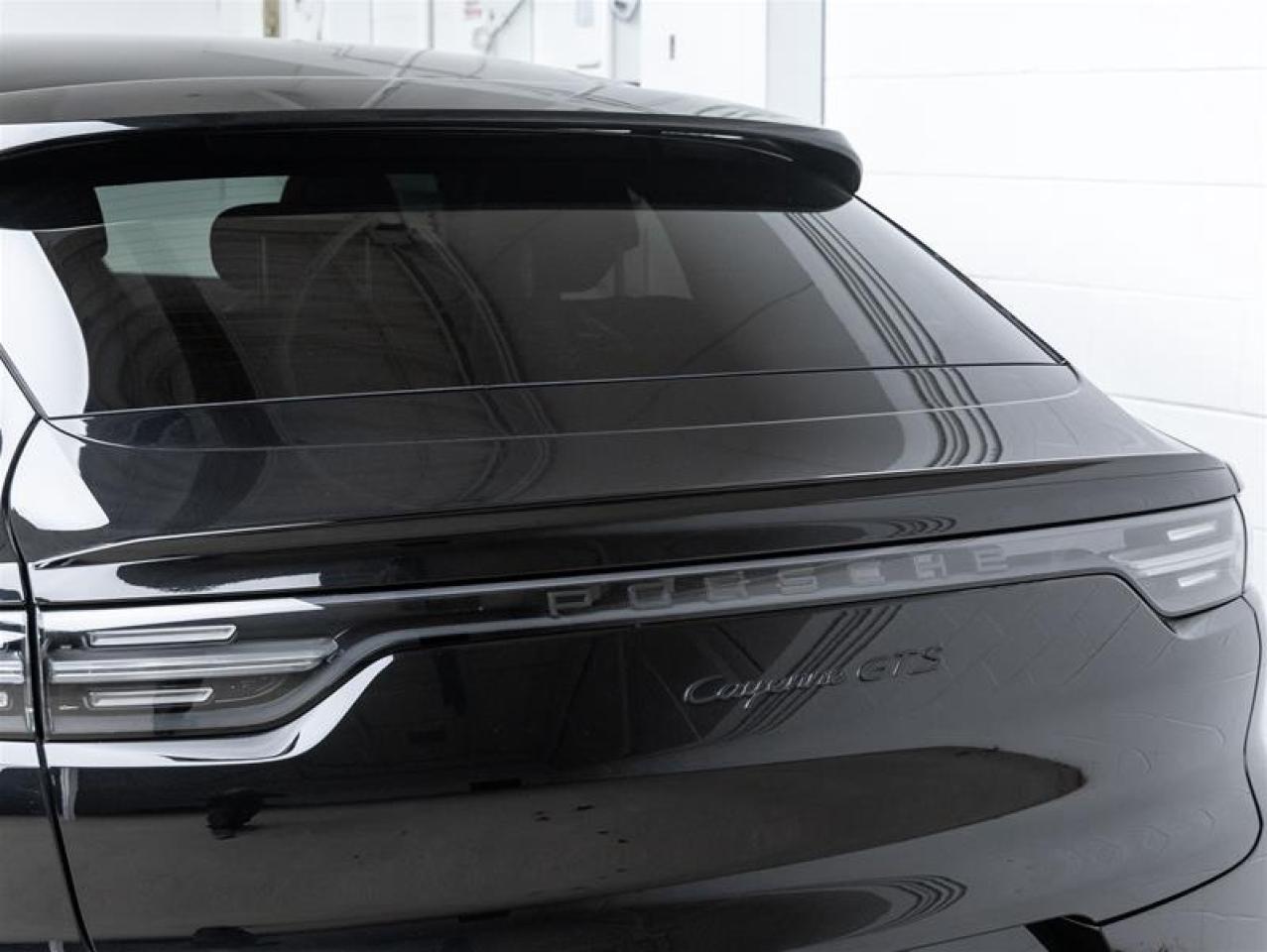 2023 Porsche Cayenne  Photo