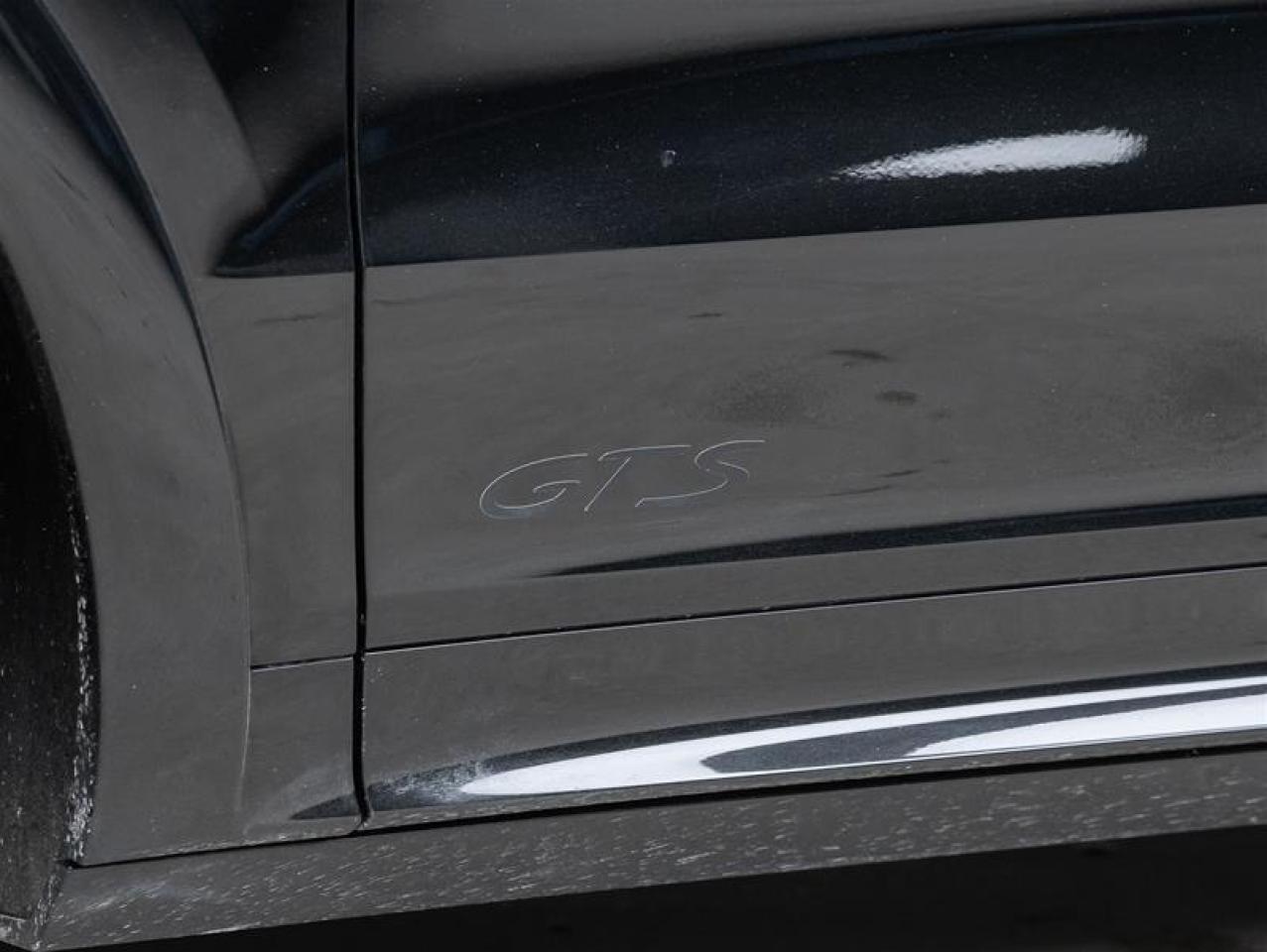 2023 Porsche Cayenne  Photo