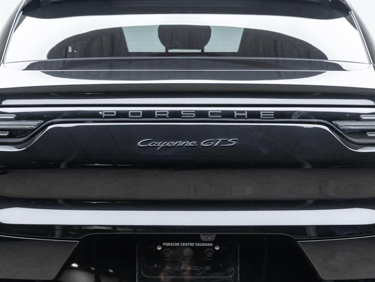 2023 Porsche Cayenne  Photo