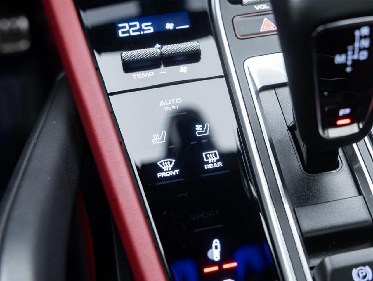 2023 Porsche Cayenne  Photo