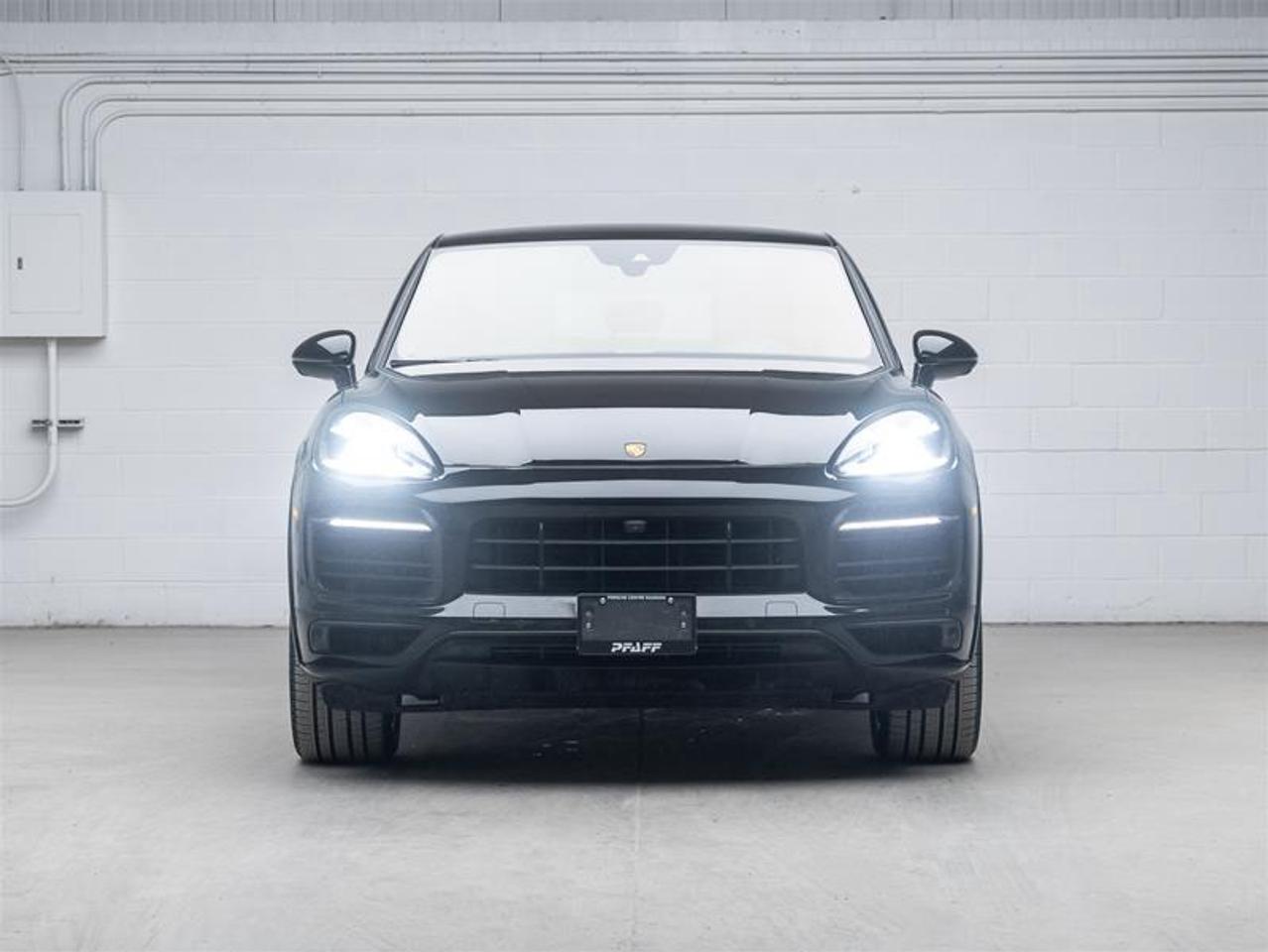 2023 Porsche Cayenne  Photo