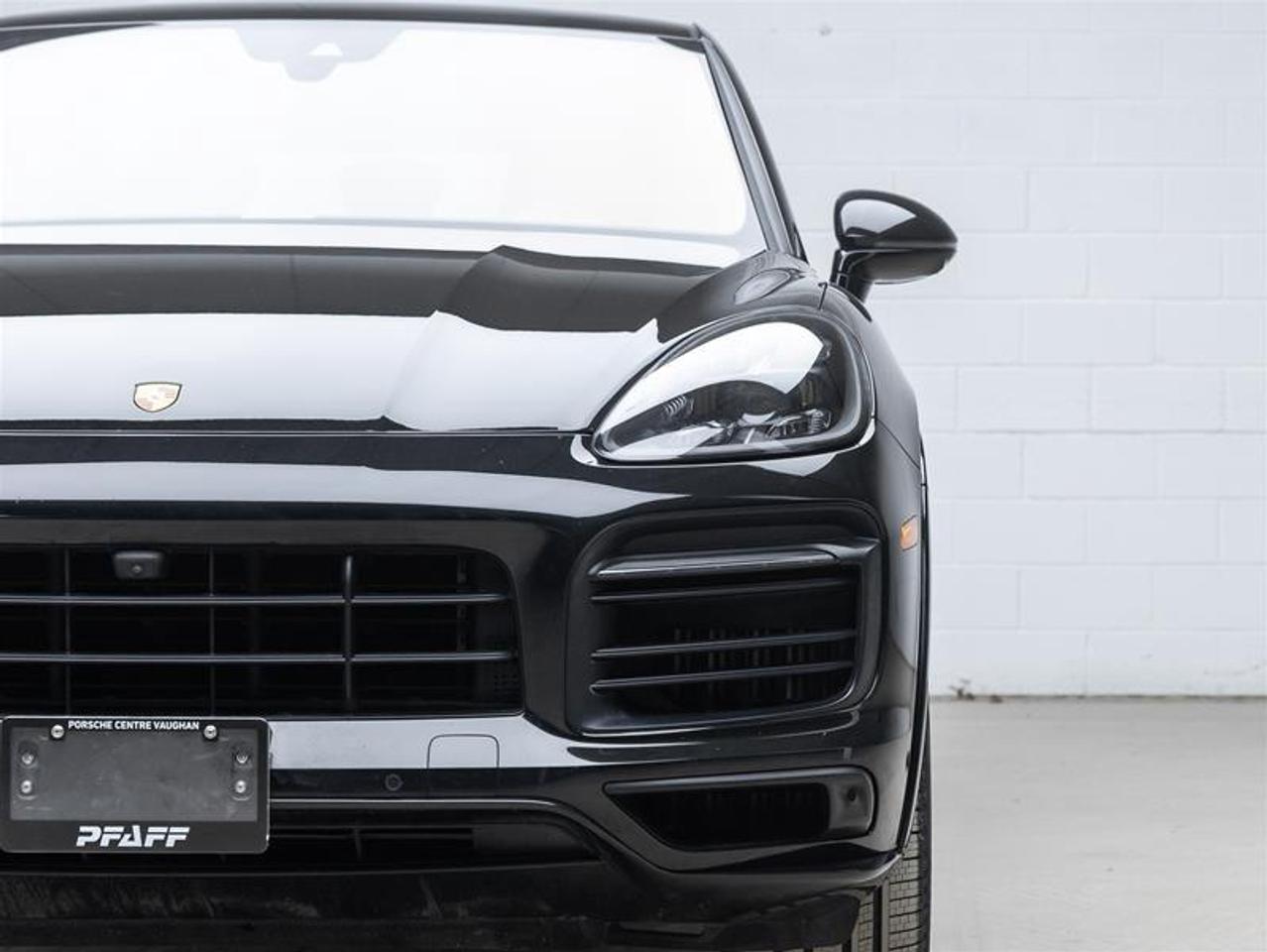 2023 Porsche Cayenne  Photo
