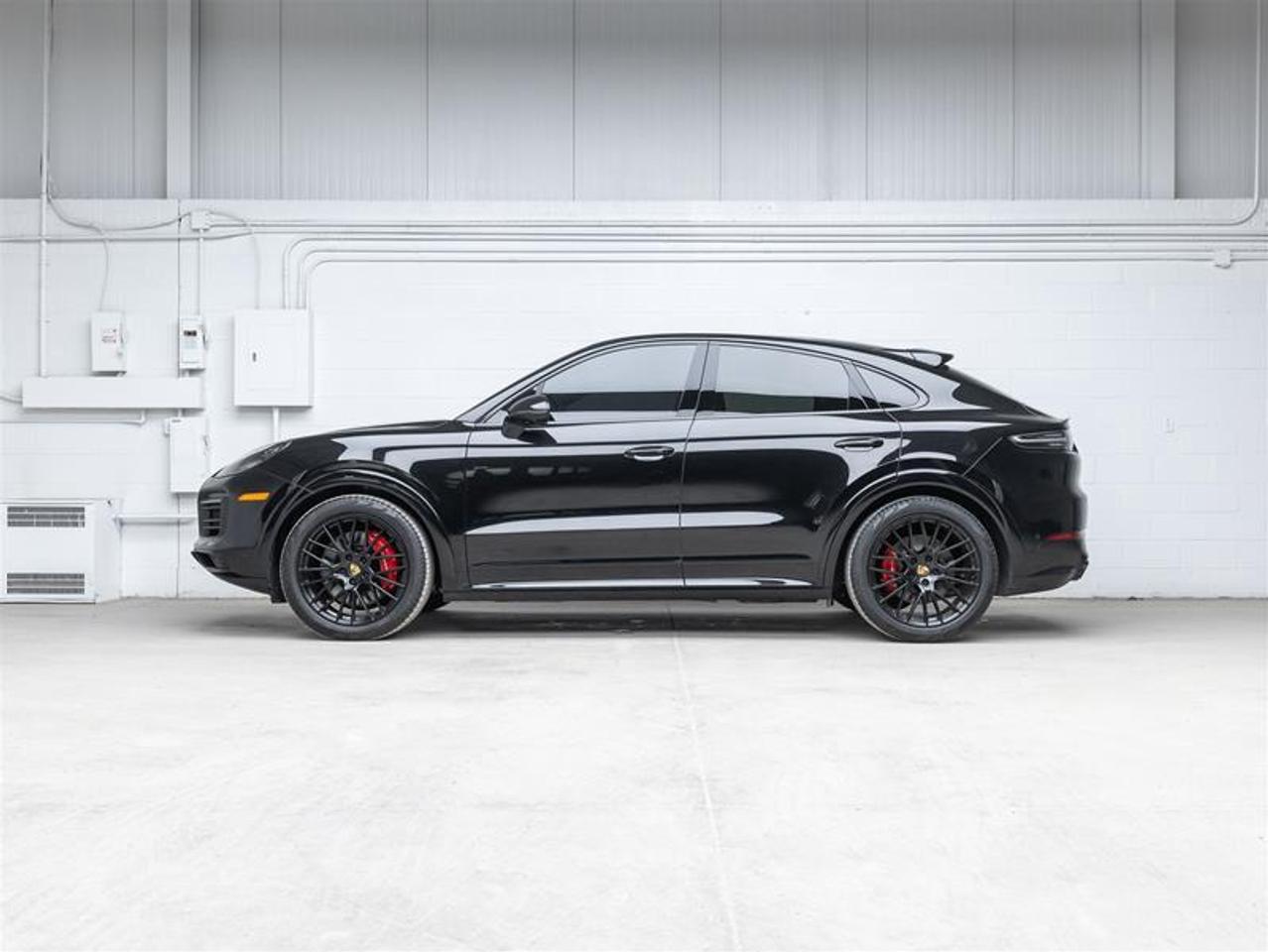 2023 Porsche Cayenne  Photo