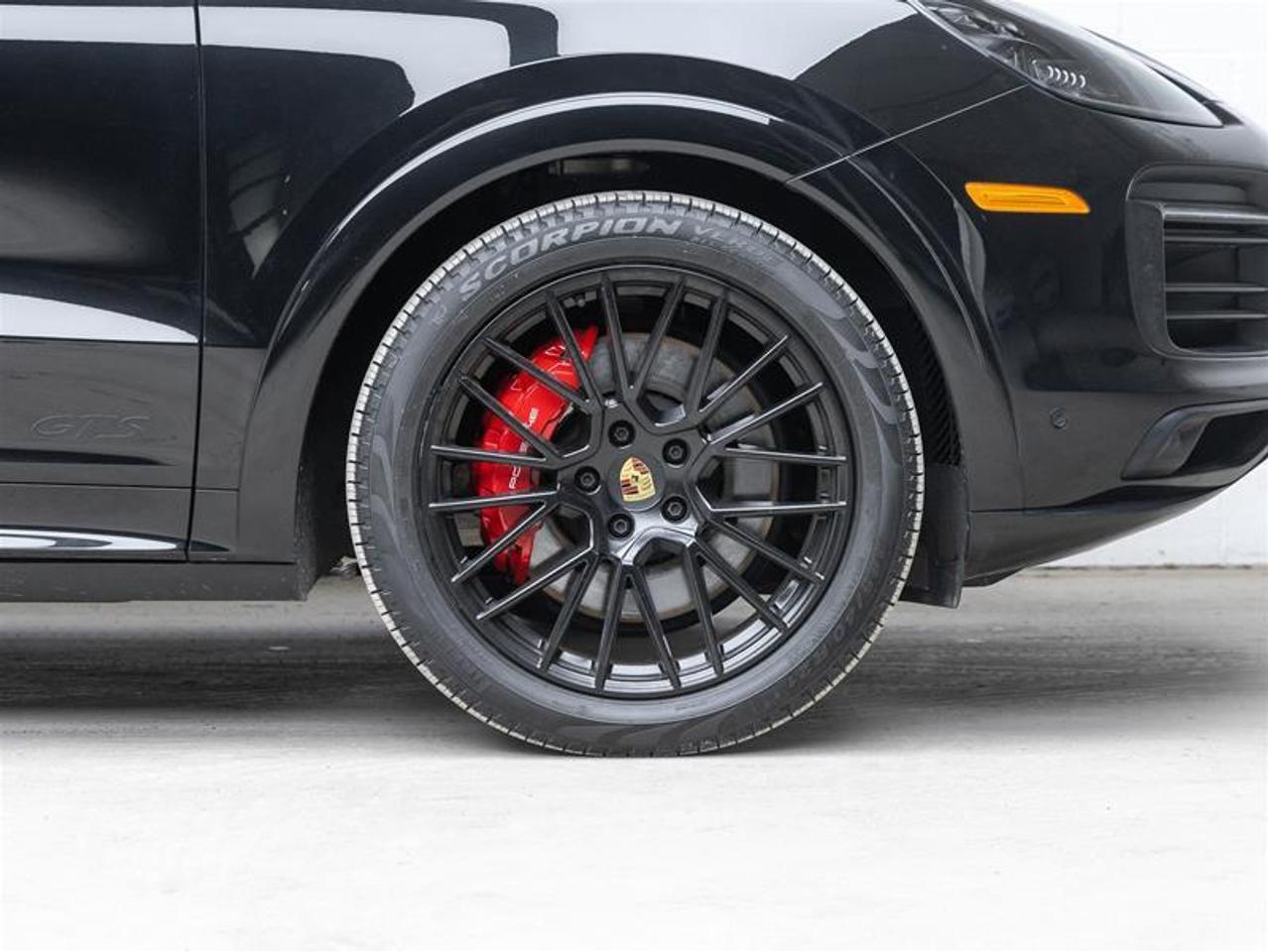 2023 Porsche Cayenne  Photo