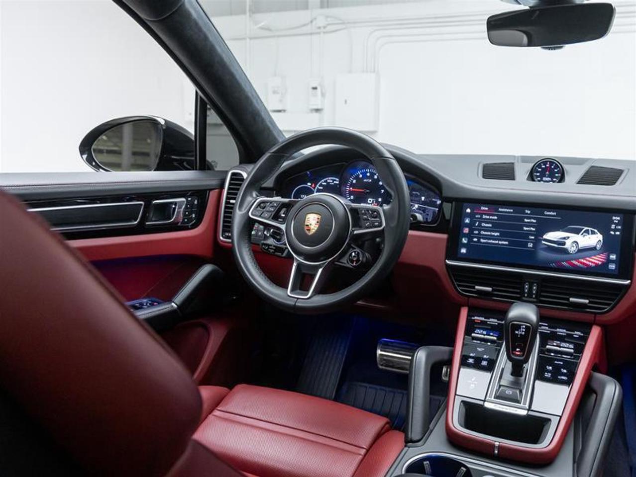 2023 Porsche Cayenne  Photo