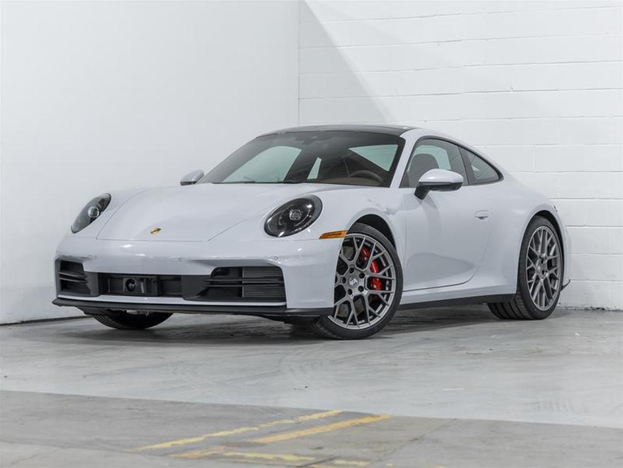 2026 Porsche 911  Photo0