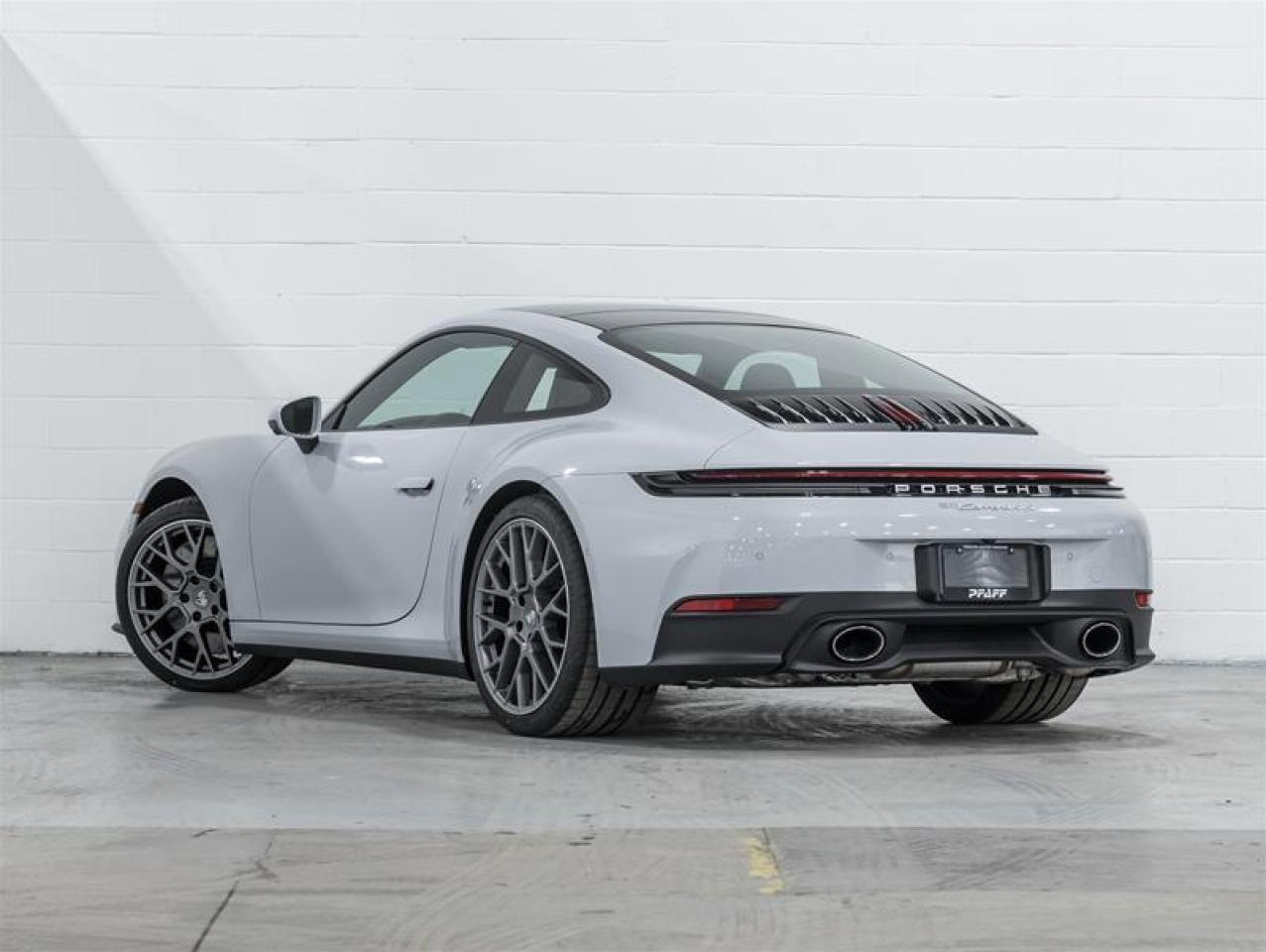 2026 Porsche 911  Photo