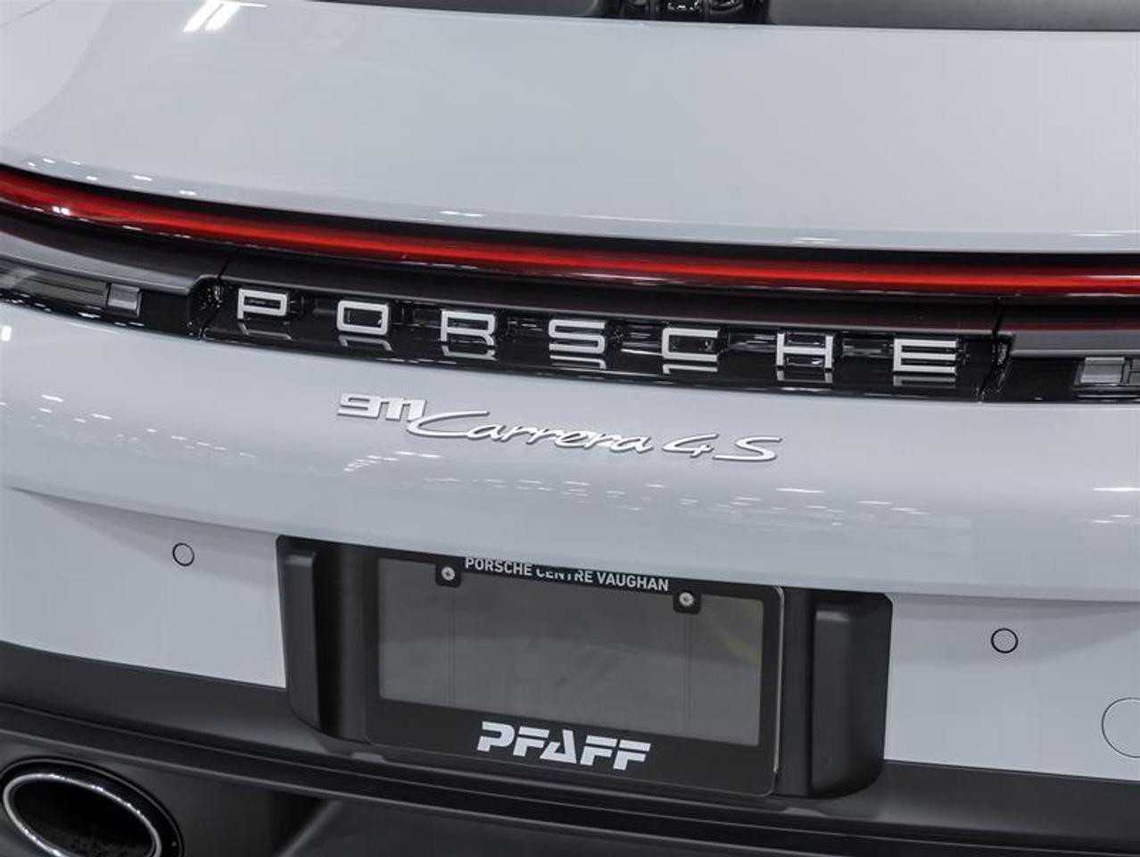 2026 Porsche 911  Photo
