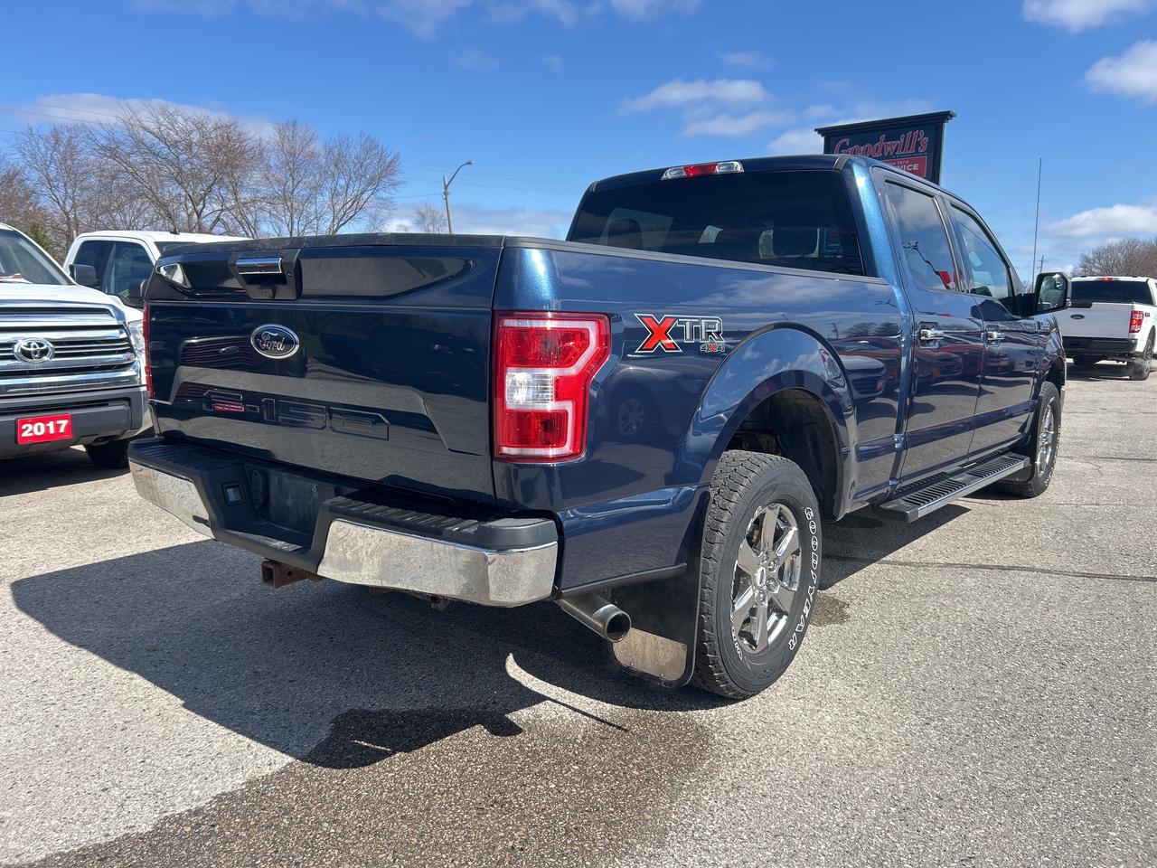 2020 Ford F-150 XLT, 4X4, 5 LITER, CLEAN CARFAX, 5 PASSENGER! Photo