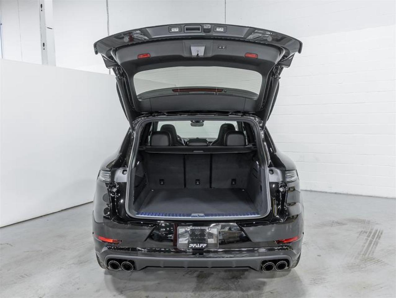 2026 Porsche Cayenne  Photo