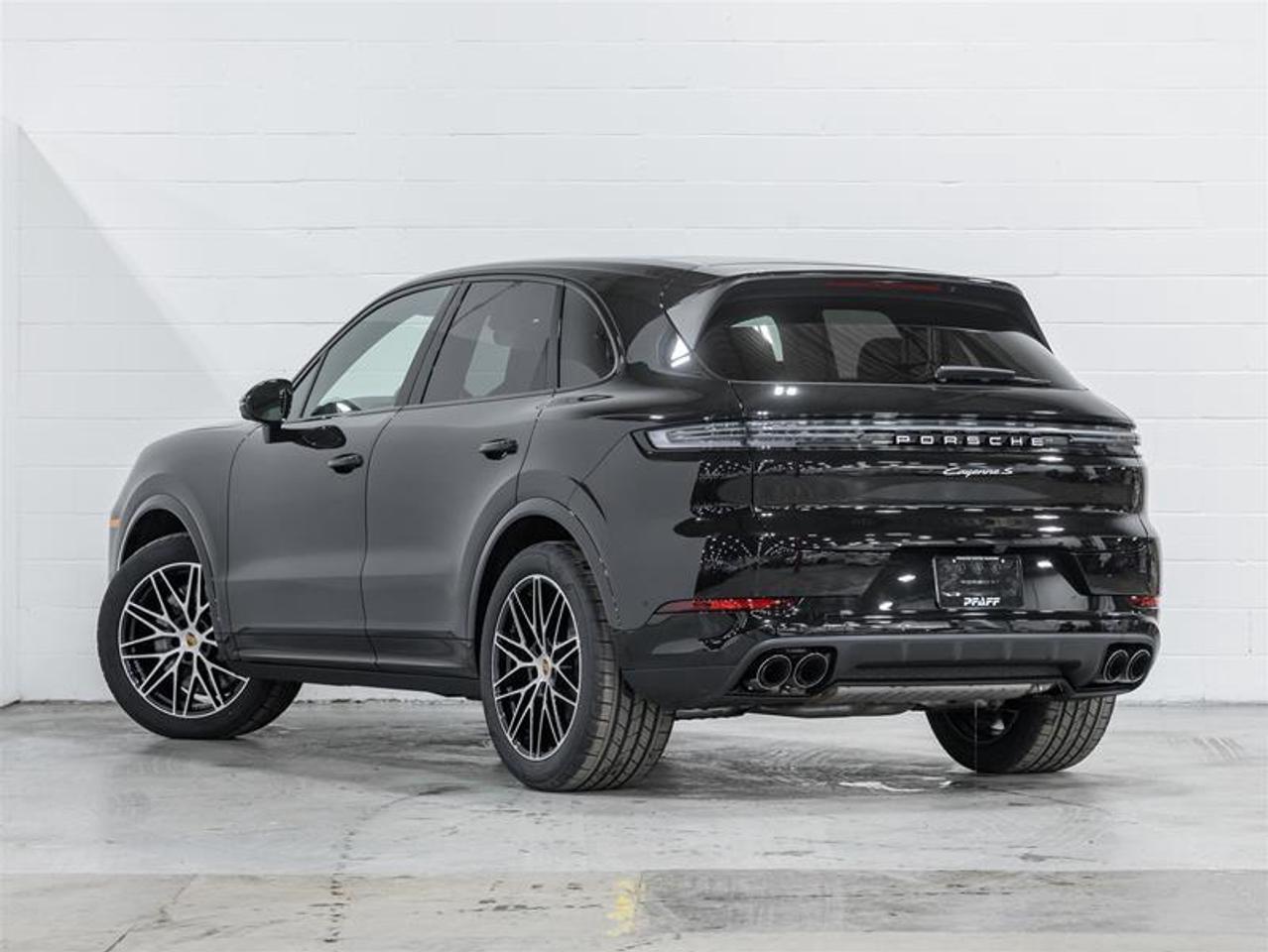 2026 Porsche Cayenne  Photo