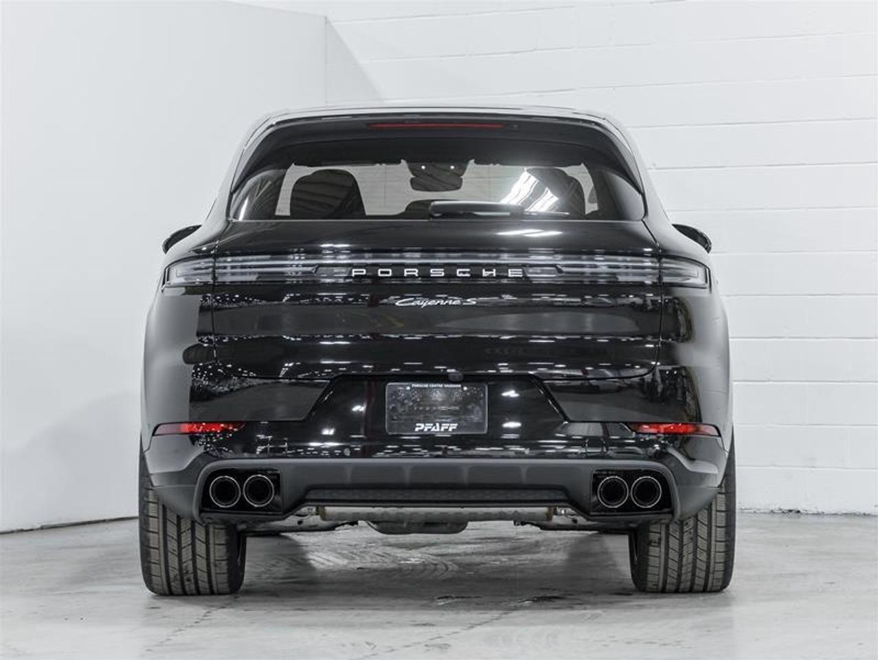 2026 Porsche Cayenne  Photo