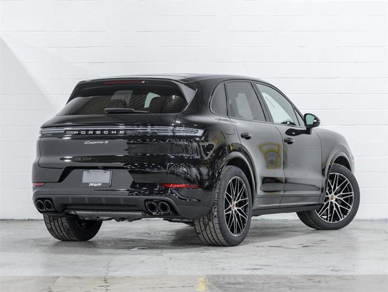 2026 Porsche Cayenne  Photo